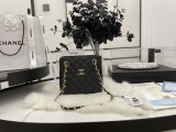 Chanel Original waist bag DJ22050504