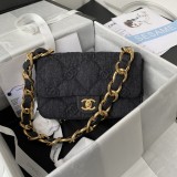 Chanel Original canvas Long Chain Shoulder Handbag SL22061001