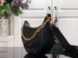 Louis vuitton M59799 monogram the Loop handbag is a half-moon baguette MX22080604