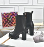 Louis Vuitton women boots shoes HG22081406