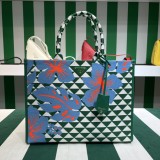 Prada Book Tote bag in embroidered leatho HG22090917
