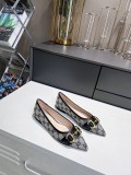 Gucci flat shoes HG22100406