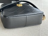 Chanel original shoulder bag DJ22102804