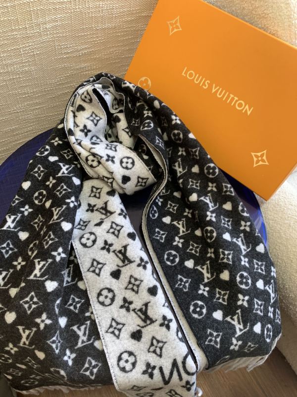 Louis Vuitton Scarf cashmere 45-200CM AN22110202