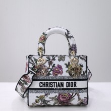 Dior Original Lady D-lite with embroidery DMZ23022207