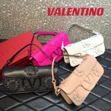 Valentino Origina Calfskin Medium Garavani Supervee YG23030801