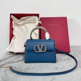 Valentino Origina Calfskin garavani vsling shoulder bag YG23041206