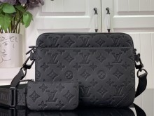 Louiis vuitton original monogram Eclipse Outdoor Flap MX23051006