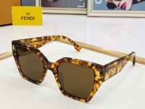 F*ENDDI Sunglass shangmei 23053117