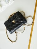 Chanel original shoulder bag DJ230909