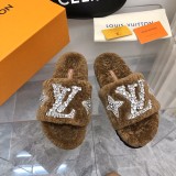 Louis Vuitton women flat shoes HG23090614