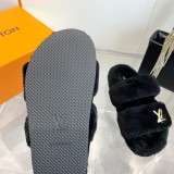Louis Vuitton women flat shoes HG23102404