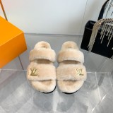 Louis Vuitton women flat shoes HG23102404