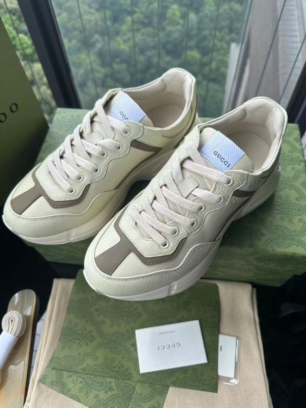 G* UCCI Unisex Sneakers 23103012