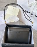 Givenchy original box leather shoulder bag A127 23112416