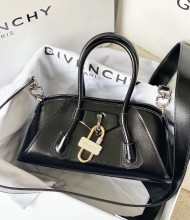 Givenchy original leather Antigona stretch shoulder bag A127 23112405