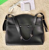 Givenchy original leather VOYOU Medium shoulder bag A127 23112412