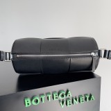 Bottega Veneta 3 colors Original Cassette shoulder bag XMYJ312023