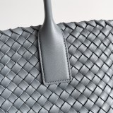 Bottega Veneta Original Medium CABAT tote bag XMYJ312037