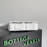 Bottega Veneta Original Mini Cassette shoulder bag XMYJ312032