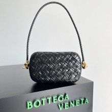 Bottega Veneta Original Knot Cltuch bag XMYJ312035