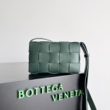 Bottega Veneta Original Mini Cassette shoulder bag XMYJ312032