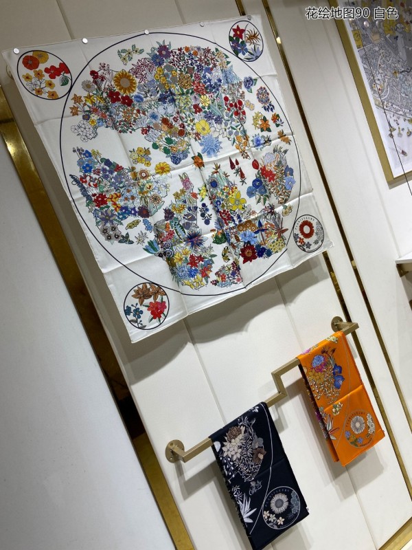 Hermes Scarf 90*90CM Silk AN23120542