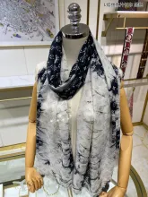 L V Scarf cashmere 110-200CM AN23120530