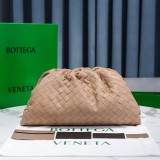 Bottega Veneta Original Medium Pouch shoulder bag XMYJ312046