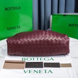 Bottega Veneta Original Medium Pouch shoulder bag XMYJ312046