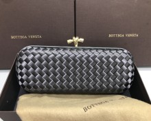 Bottega Veneta Medium Knot Evening Bag XMYJ312048