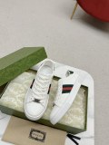 G* UCCI Unisex Sneakers 23120833