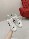 G* UCCI Unisex Sneakers 23120835