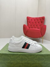 G* UCCI Unisex Sneakers 23120836