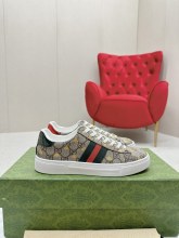 G* UCCI Unisex Sneakers 23120832
