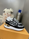 L &V Sneakers New runaway 3 Colors 24010502