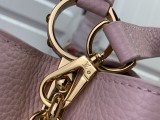 Louis vuitton original Taurillon Twist One Handle MX24012607