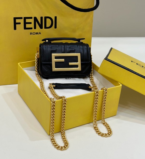 Fendi original vintage F shoulder HL24022605