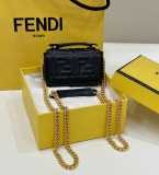 Fendi original vintage F shoulder HL24022605