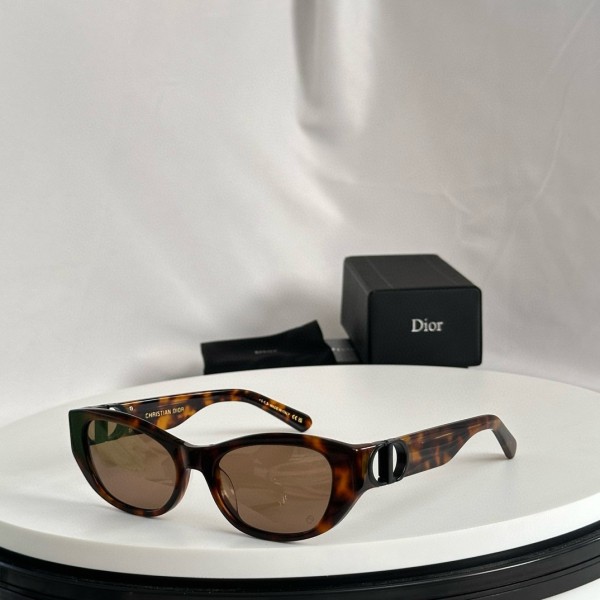 D*IOR Sunglass shangmei 24031506