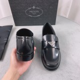 P*rada  Dress shoes leather JBNX 24032807