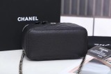 Chanel 2 colors Original  shoulder bag  24041101