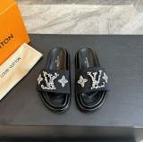 Louis Vuitton sandal shoes HG24042813