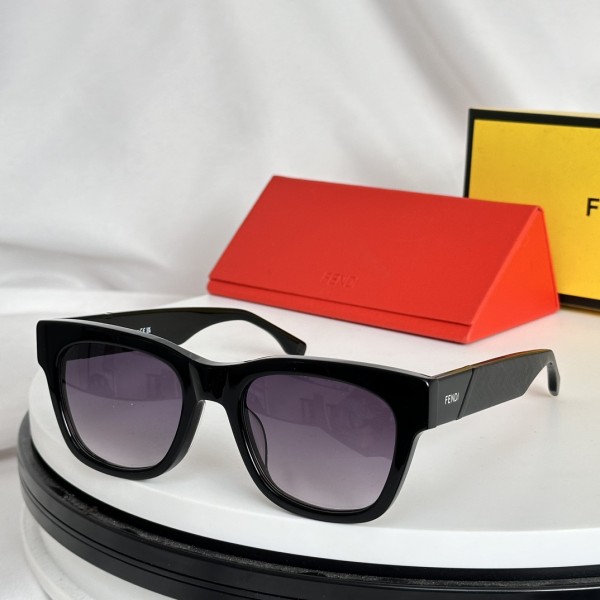 F*ENDI Sunglass shangmei 24050909