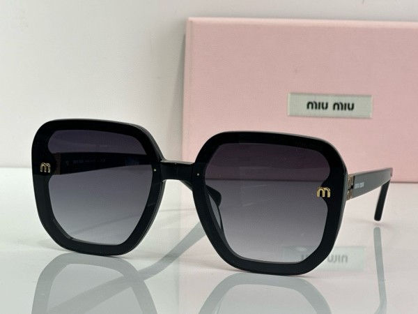 M*IU MIU Sunglass shangmei 24050903