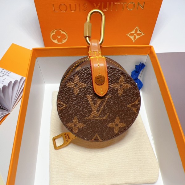 Louis Vuitton Keychain JM24051509