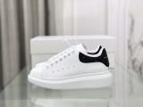 A*lexander McQueen Sneakers WM24051511