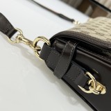 Guccii Queen Margaret GG small top handle bag EY24052019