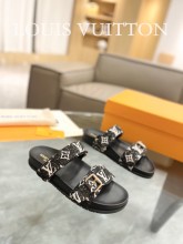 L*ouis Vuitton sandal shoes WM24052101