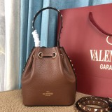 Valentino Original Garavani Rockstud YG24061208